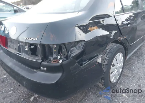 2005 Honda Accord 3.0 Lx z USA, uszkodzony, nr VIN 1HGCM66335A057947